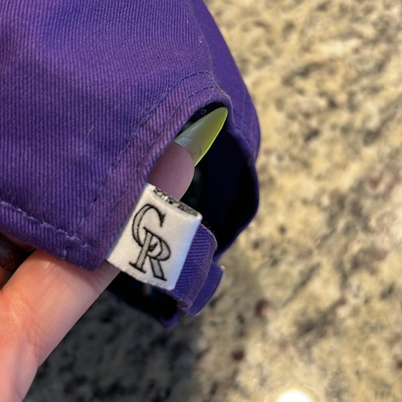 Colorado Rockies Hat - Picture 4 of 5